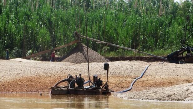 Jefe de Reserva de Tambopata denuncia inacción en lucha contra minería
