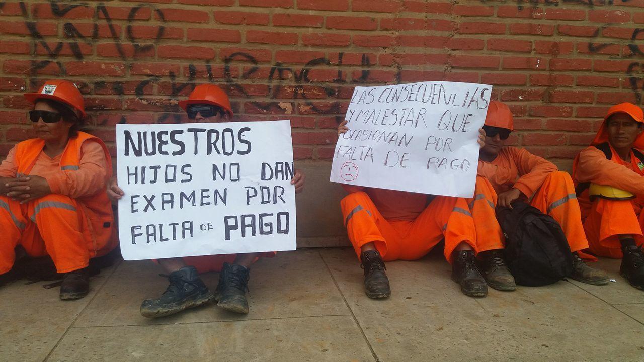 Ex Inrena: Obreros volvieron a paralizar obras por falta de pago