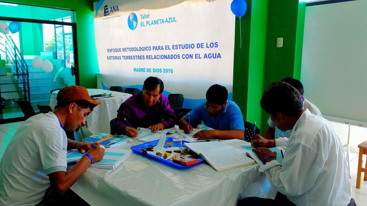 Replican en Huepetuhe taller “El Planeta Azul”