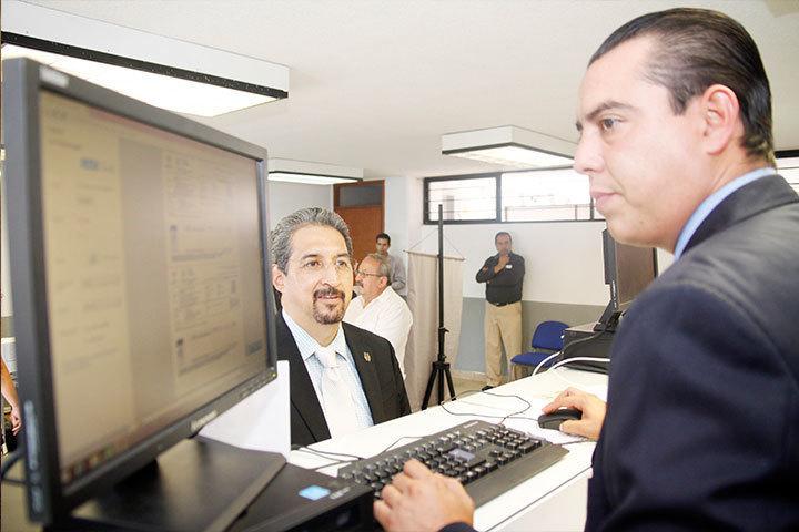 Módulo de expedición de certificado de antecedentes judiciales se instala en oficinas del INPE en Puerto Maldonado