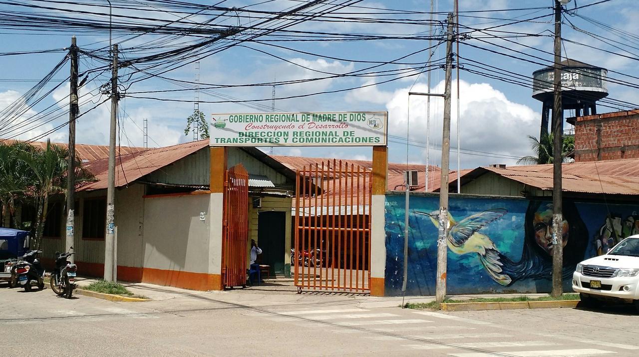 Denuncian cobros indebidos en proceso de contrataciones del sector Transporte