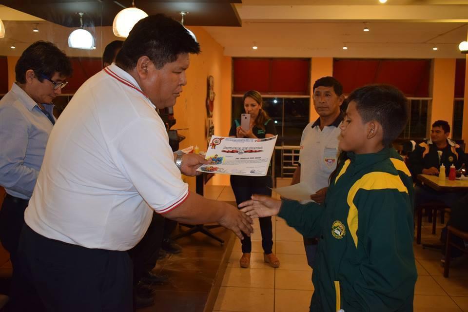 Alumnos de diversas instituciones de Madre de Dios recibieron un diploma. Fuente: DRE Madre de Dios.