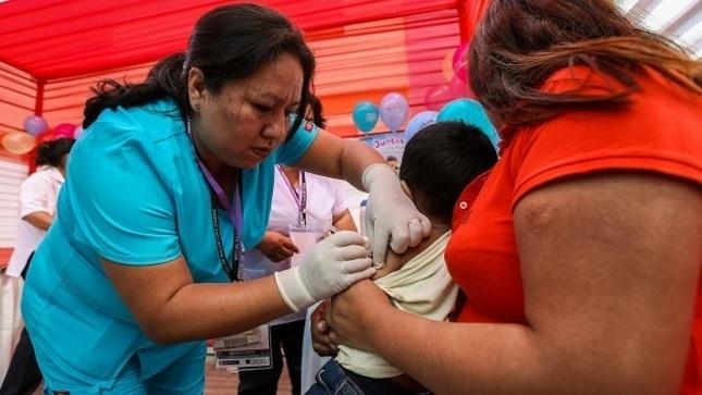 Brigadas de la Diresa continuan vacunando a los niños de la región