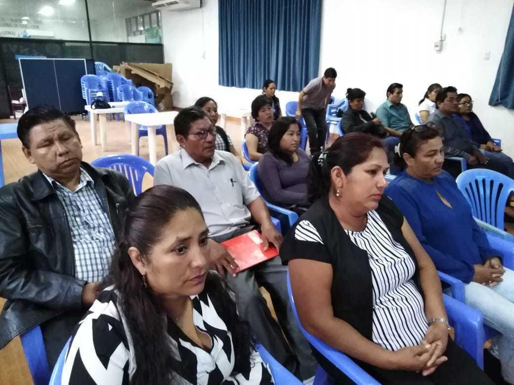 Especialistas y directores de educación básica alternativa reciben asistencia técnica sobre procesos de planificación y evaluación formativa