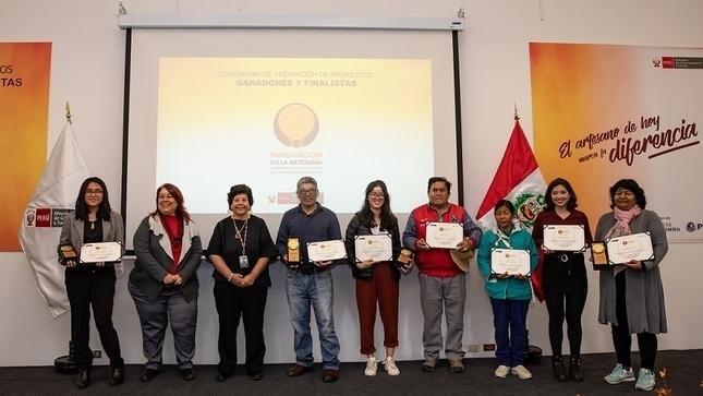 IX PREMIO NACIONAL DE DISEÑO DE LA ARTESANÍA PERUANA