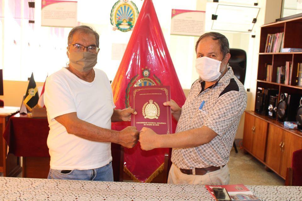 Nuevo rector de la Unamad asume el cargo en reemplazo de Rosel Quispe