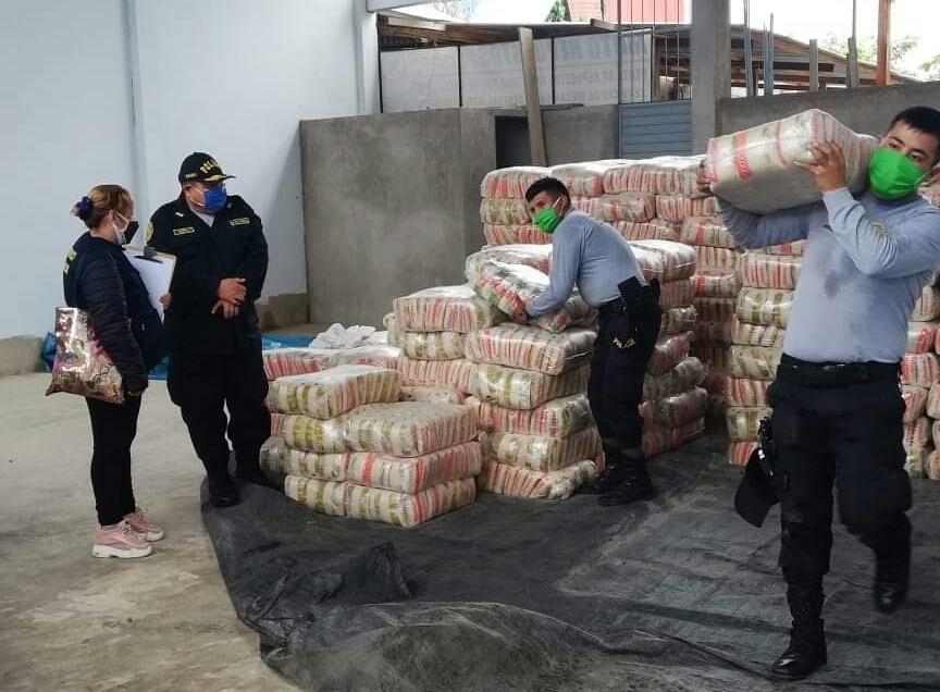 Intervienen almacén por presuntamente vender arroz de contrabando