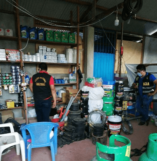 Intervienen local que vendería insumos para minería ilegal