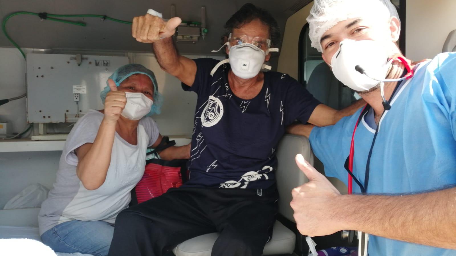 EsSalud Madre de Dios da de alta a primer paciente que estuvo internado en UCI Covid