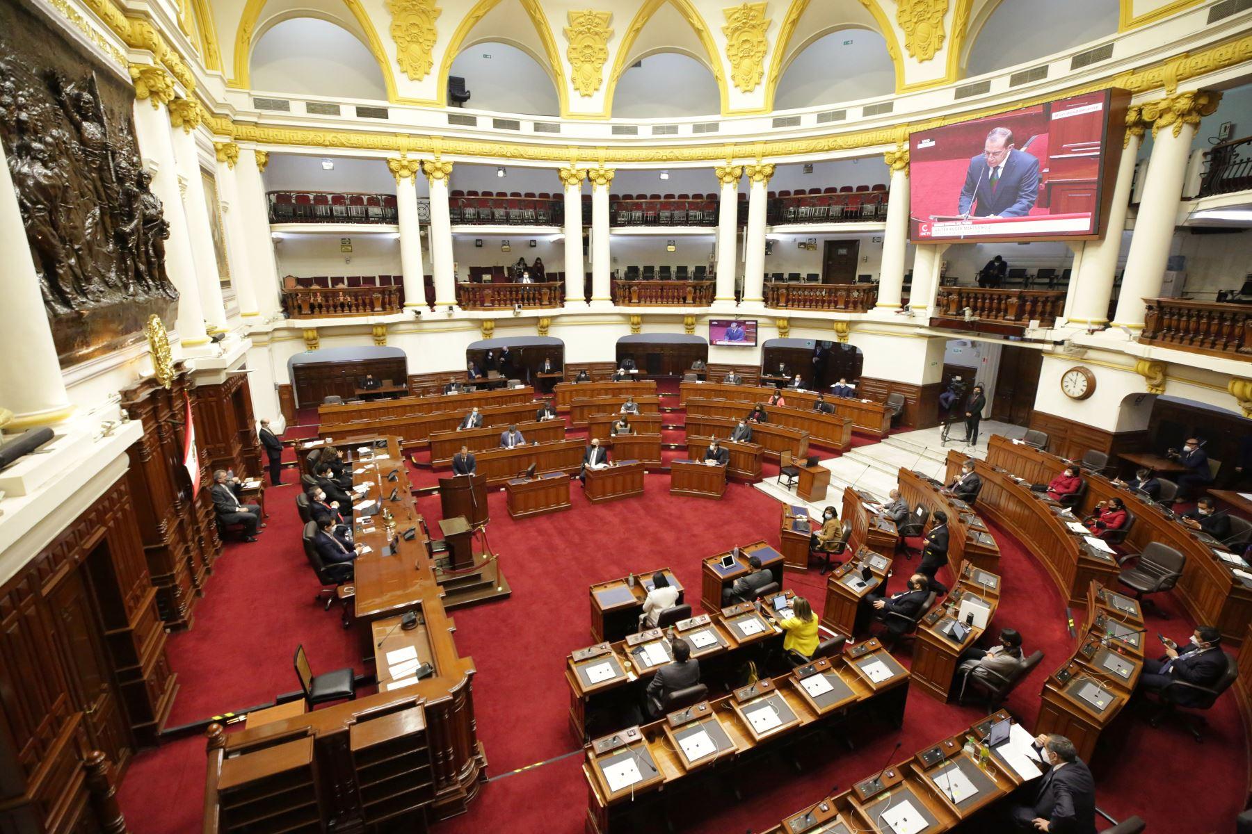 Walter Martos: principales anuncios durante su presentación ante el Congreso