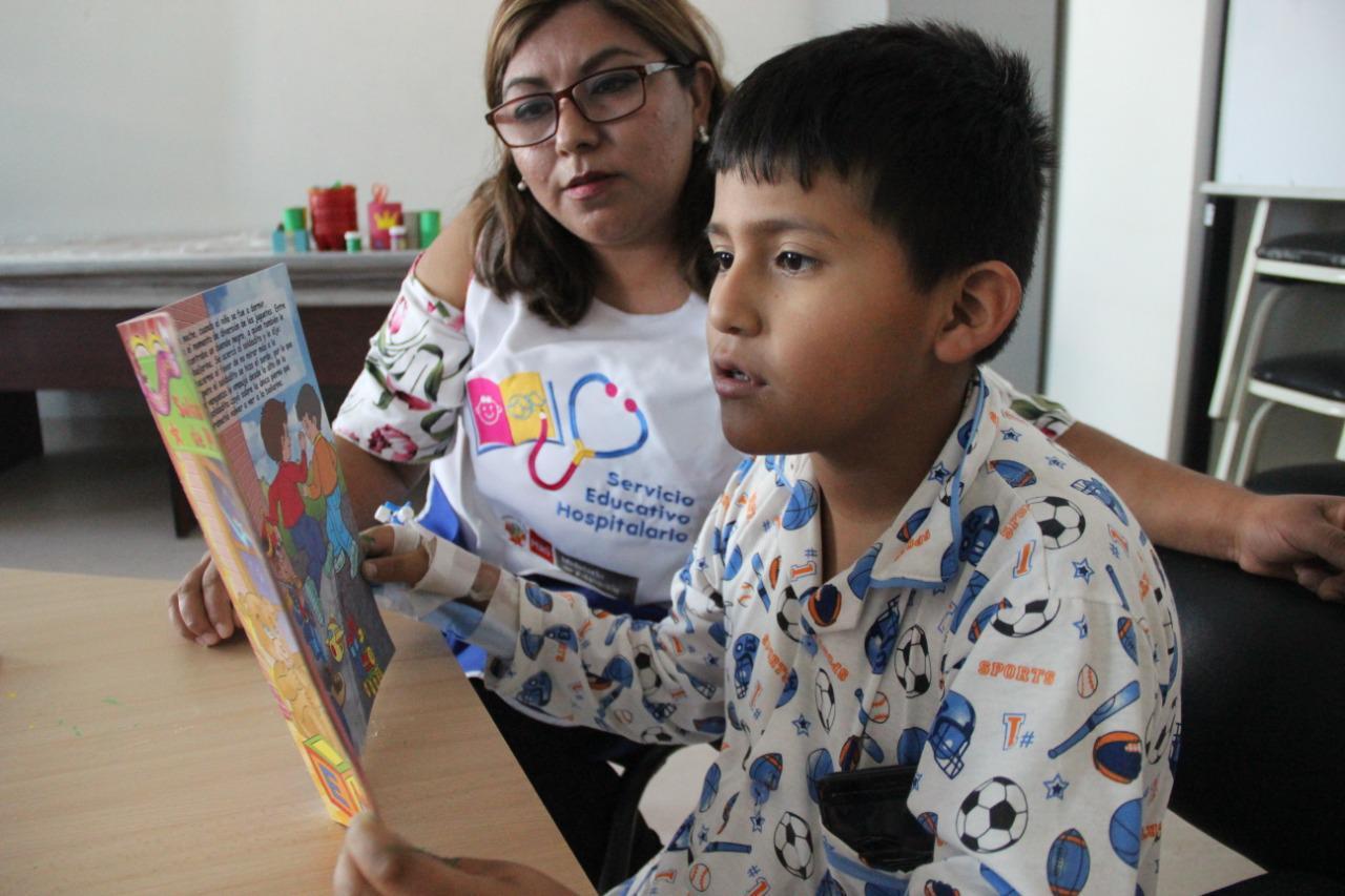 Programa de voluntariado apoyará Servicio Educativo Hospitalario en seis regiones