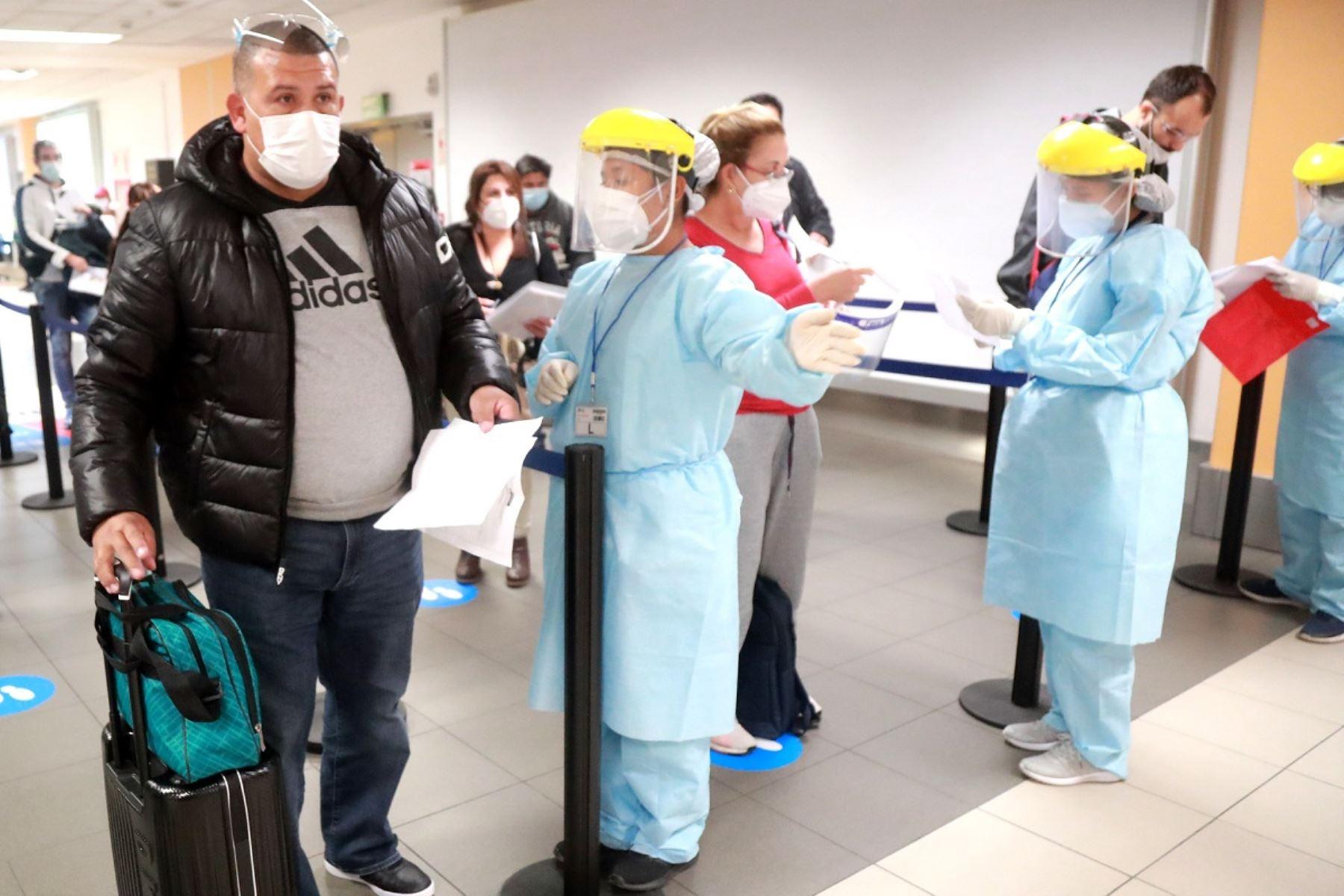 MTC prorroga suspensión de vuelos procedentes de Europa y Brasil