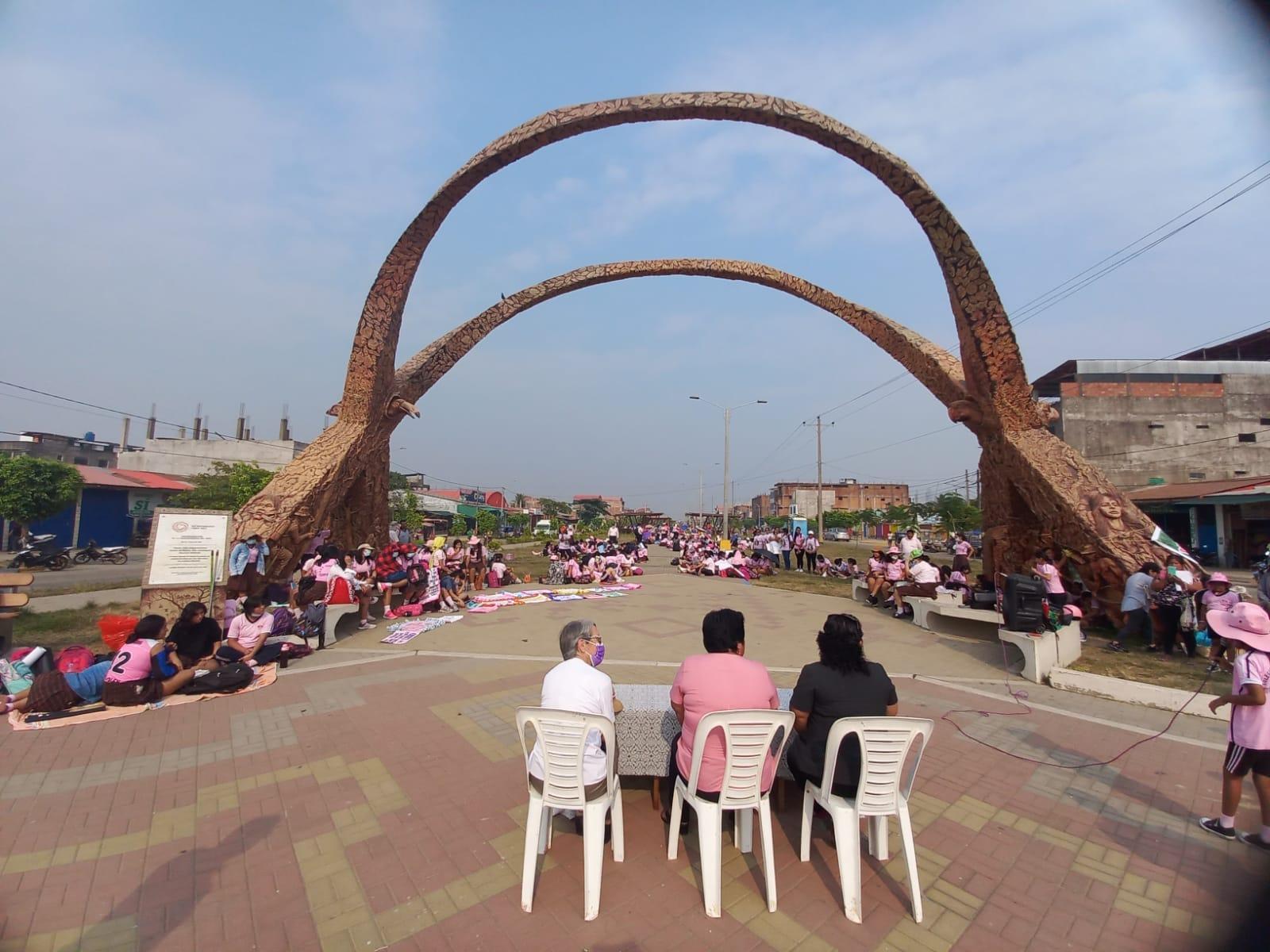 Maestros inauguran la "Semana de la Lectura" en Puerto Maldonado