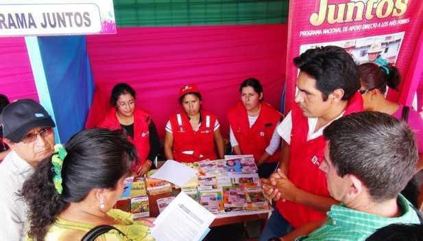 "Juntos" alerta de cobros indebidos en Madre de Dios y otras regiones
